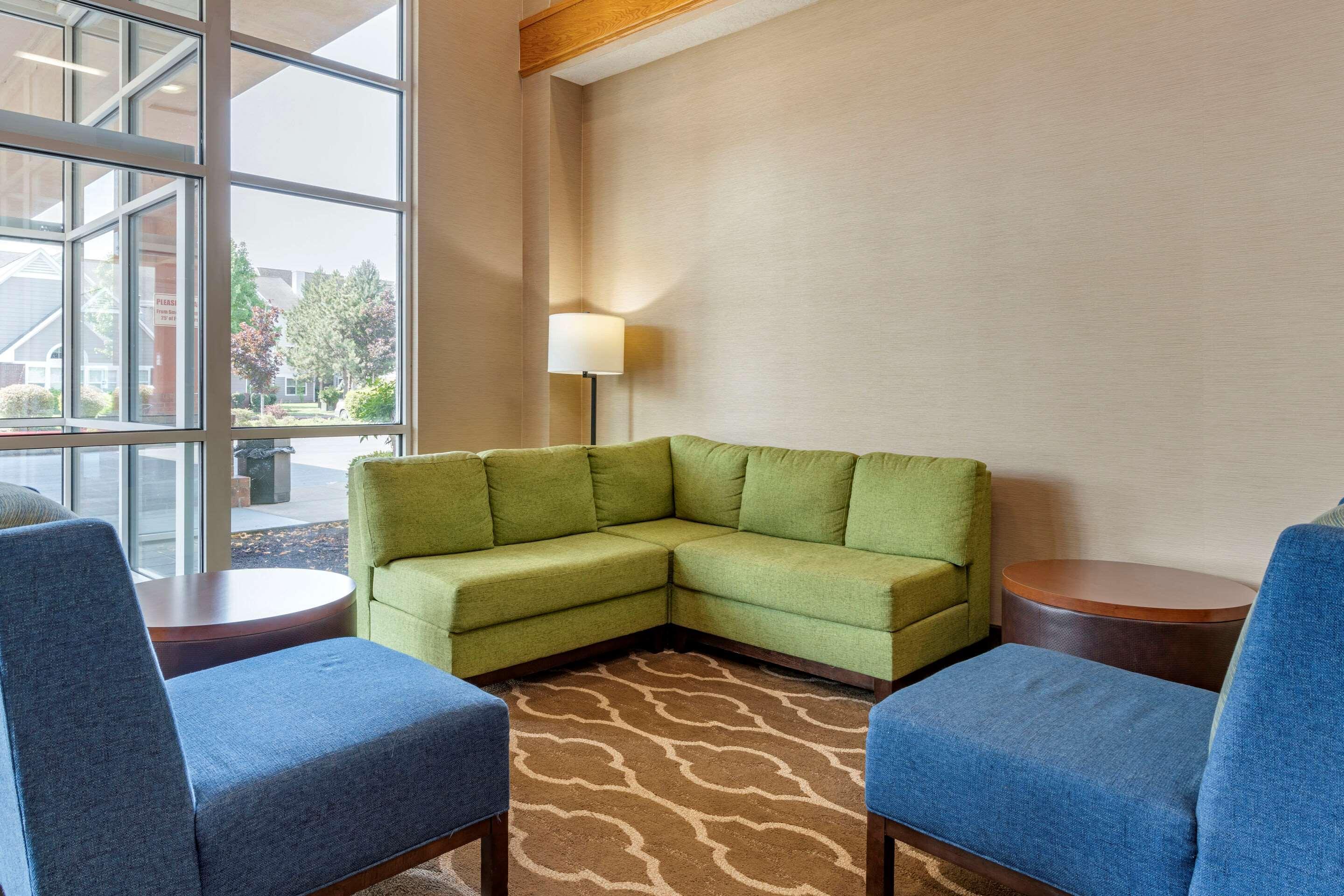Comfort Suites Сейлем Экстерьер фото