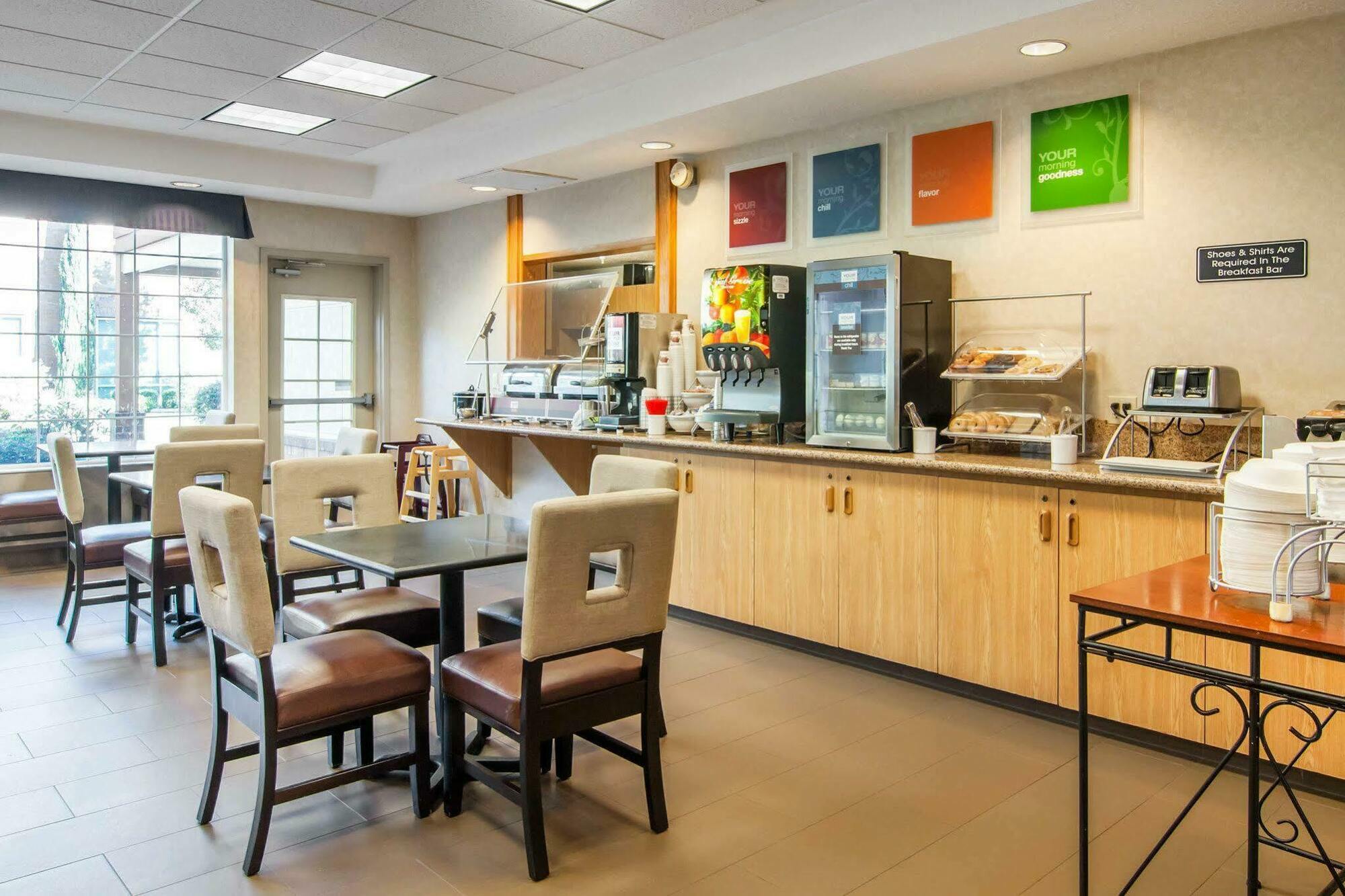 Comfort Suites Сейлем Экстерьер фото